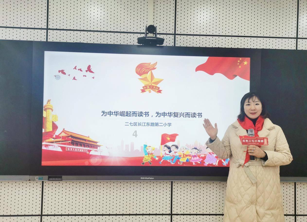 金毛好养吗？